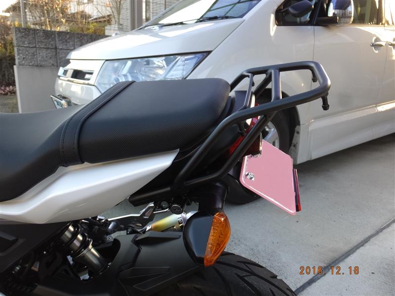 H2c リアキャリア スチール ブラック Grom 16 のパーツレビュー グロム125 なおちゃんパパ みんカラ