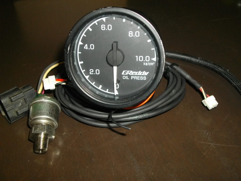 TRUST GReddy 60Φ 電子式 油圧計 のパーツレビュー TRUST GReddy 60Φ 電子式 油圧計 のパーツレビュー