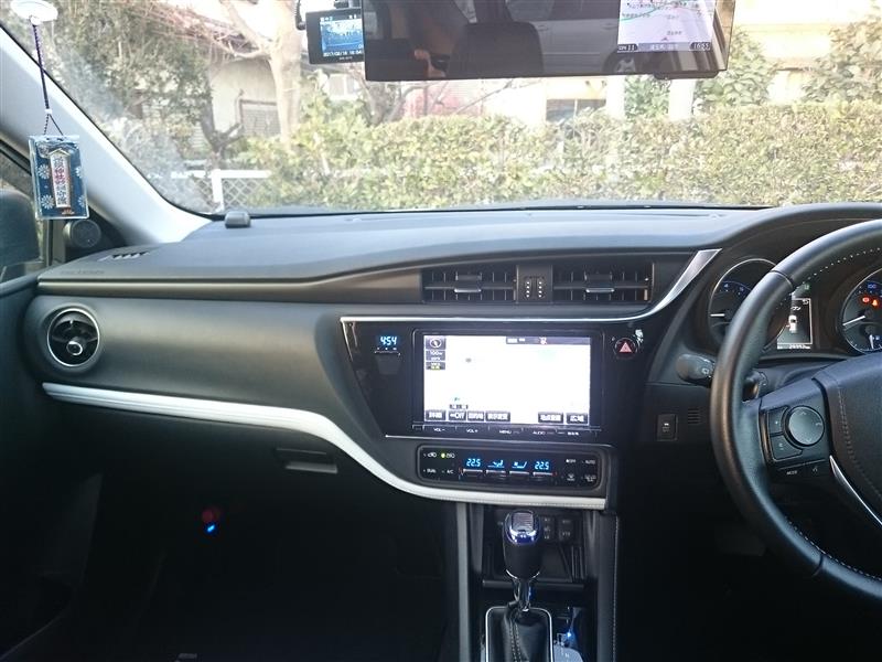 トヨタ 純正 インストルメントパネル Us風ツートン仕様 カスタマイズ のパーツレビュー オーリス Novic みんカラ