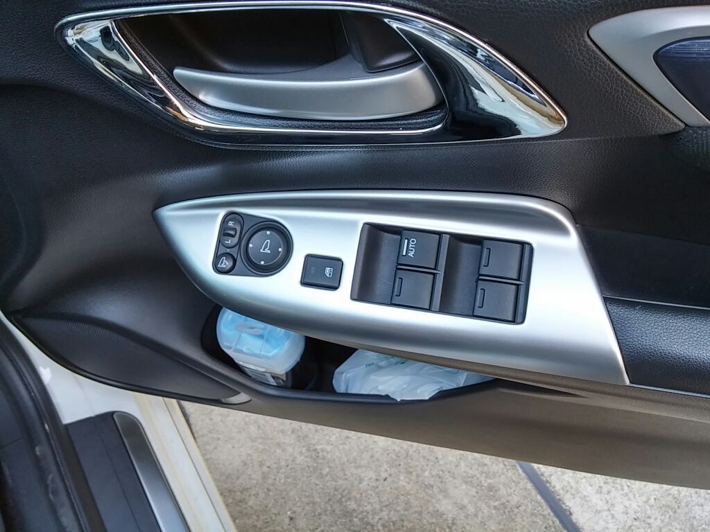 Modulo Honda Access シャトル インテリアパネル のパーツレビュー シャトルハイブリッド Tsunesan みんカラ