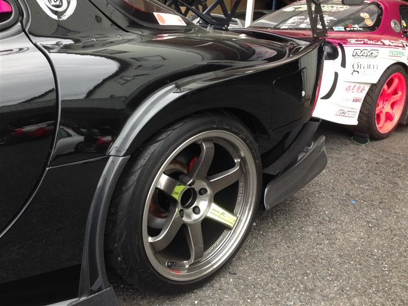 R Magic Armor 70mmワイド リアフェンダー のパーツレビュー | RX-7(でり さん) | みんカラ