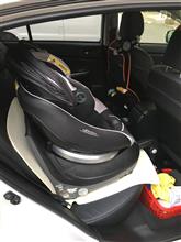 combi コンビ ネルーム ISOFIX エッグショック ND レーザーレッド