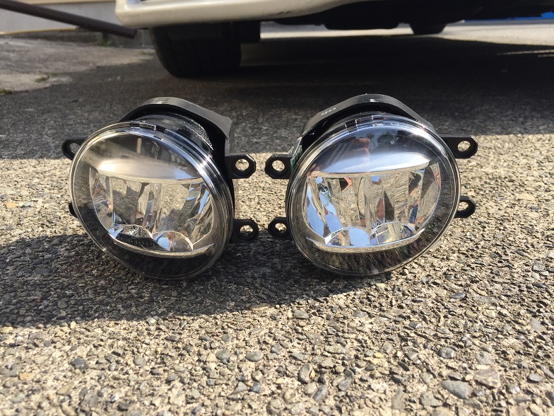 トヨタ(純正) LEDフォグランプ のパーツレビュー | マークXジオ