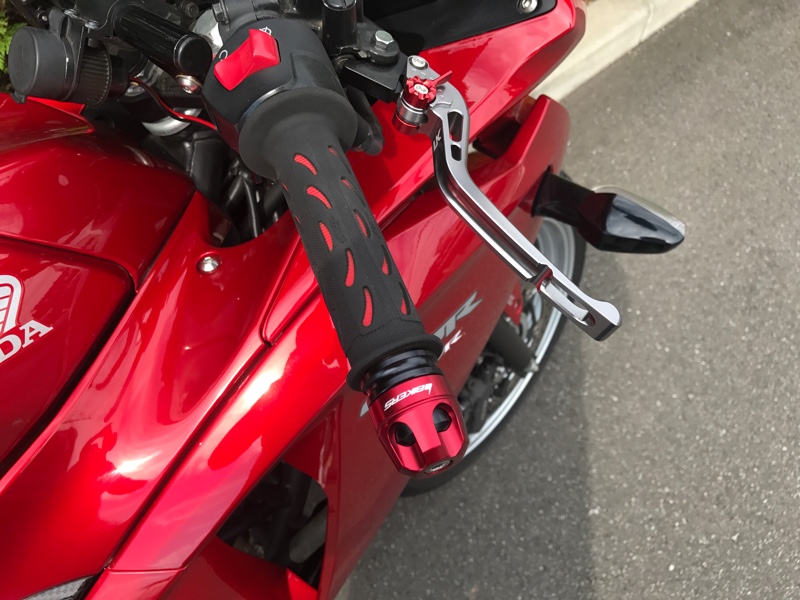 Bikers Cbr250r Mc41 純正用バーエンド のパーツレビュー Cbr250r いんでぃー みんカラ