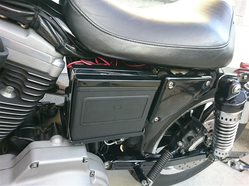 ハーレーダビッドソン(純正) バッテリーカバー のパーツレビュー