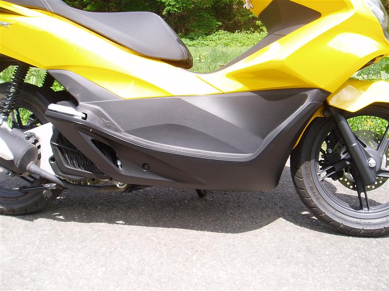 ホンダ 純正 アンダーカウル のパーツレビュー Pcx 今夜はビートフィット みんカラ