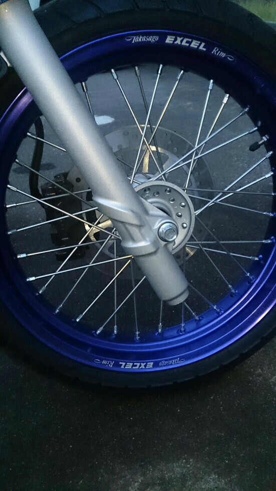 オリジナル excelホイール っぽい感じ のパーツレビュー xt250x トラ