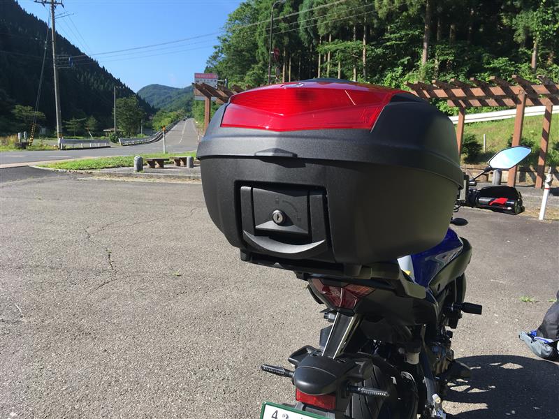 ワイズギア ユーロヤマハトップケース 39L のパーツレビュー ワイズギア ユーロヤマハトップケース 39L のパーツレビュー