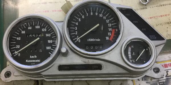 カワサキ(純正) ZZR400用スピードメーター のパーツレビュー