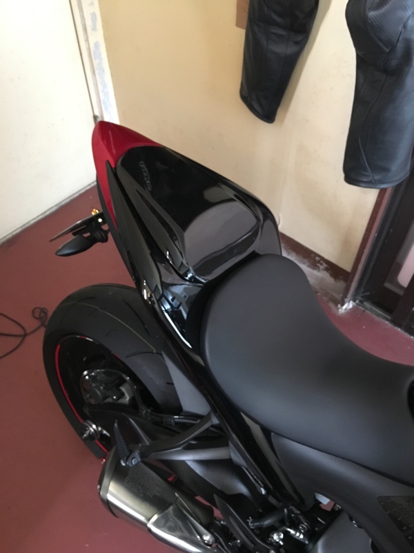 不明 シングルシートカウル のパーツレビュー | GSX-S1000 ABS