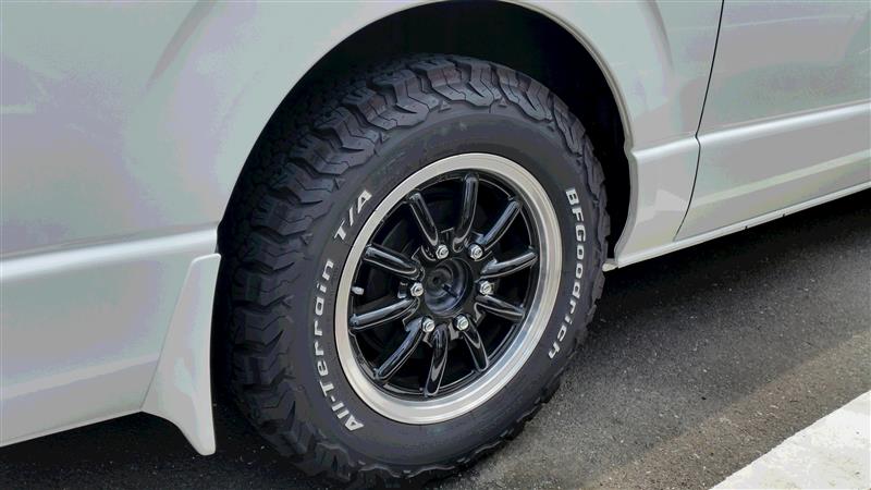 BFGoodrich All-Terrain T/A KO LT215/70R16 のパーツレビュー