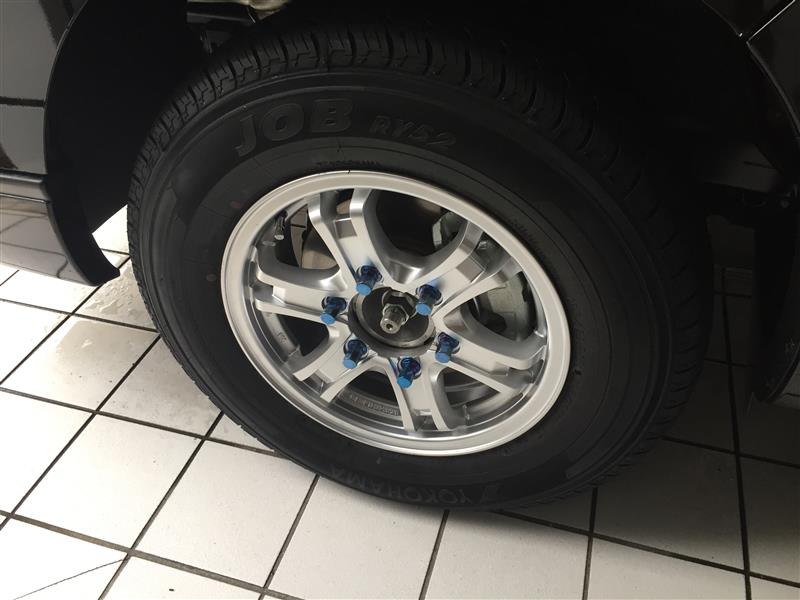 ウエッズ　キーラー15＋未使用　ヨコハマタイヤ　195／80ｒ15　NV350