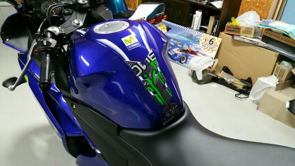 MOTOR HEAD タンクパッド のパーツレビュー | YZF-R25(たこ@317