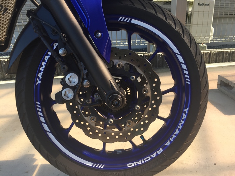 文字入り！ヤマハ車のマシンをかっこよくするリムステッカー｜AxxL