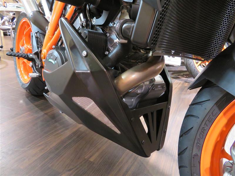 オダックス アンダーカウル のパーツレビュー | 1290 SUPER DUKE オダックス アンダーカウル のパーツレビュー | 1290 SUPER DUKE