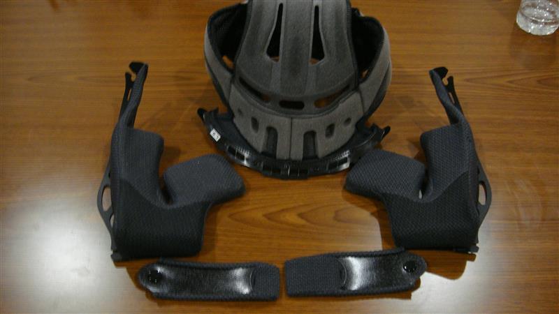 SHOEI 内装セット VFX-DT/HORNET-DS のパーツレビュー | SM250R