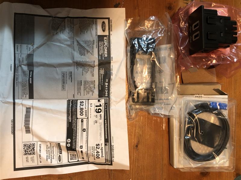 フォードエクスプローラー SYNC2用アップルカープレイ内蔵式