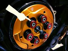 フロントスプロケットカバー取付(MV AGUSTA ブルターレ800ドラッグ ...