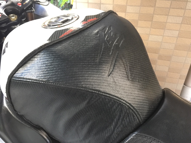 卸し売り購入 A-TECH リザーバータンクカバー C GSX1300R khalil-mamoon.com 卸し売り購入 A-TECH リザーバータンクカバー C GSX1300R khalil-mamoon.com