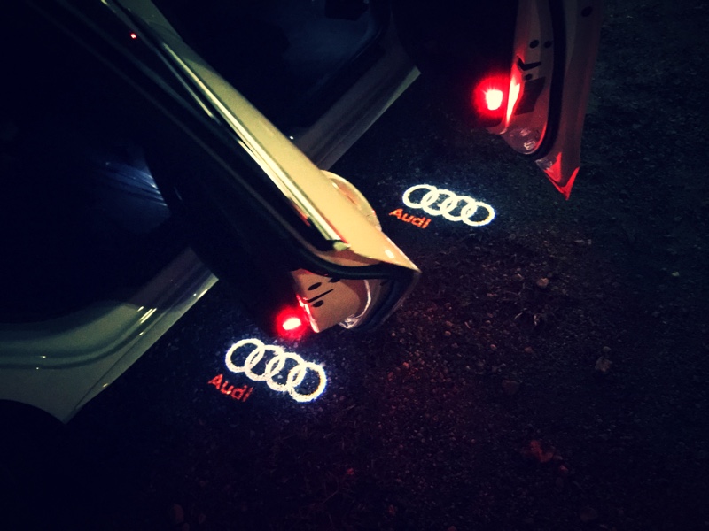 不明 Audiロゴカーテシランプ のパーツレビュー | A4 （セダン