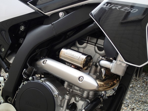 SP忠男 POWER BOX PIPE2 のパーツレビュー | WR250X(やせ