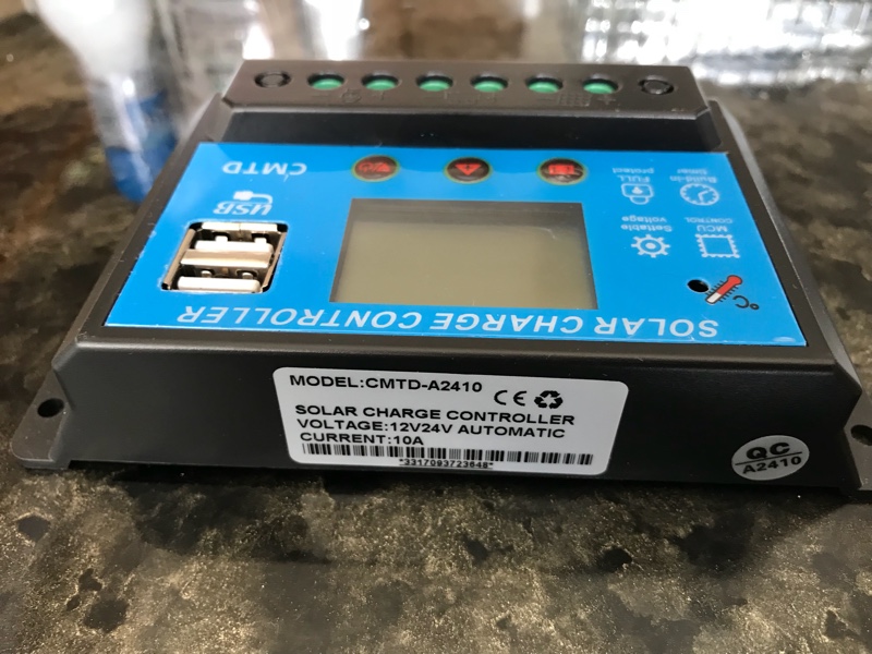 SUNIX（UEIUA）中華 CMTD- A2410 チャージコントローラー の