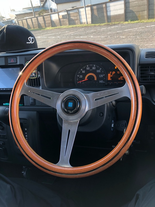 NARDI CLASSIC WOOD ウッド＆ポリッシュスポーク のパーツレビュー 