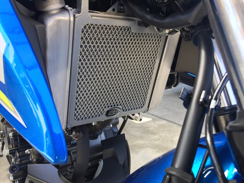 ハイクオリティ 希少 スズキ純正 ラジエターコア ガード GSX-S125 GSX