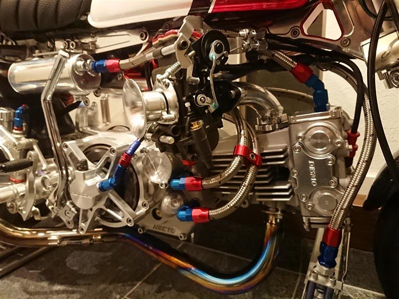 タケガワ デスモドロミック 124cc のパーツレビュー モンキー ボビー みんカラ