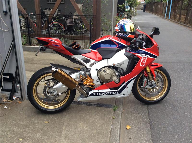 Babyface ﾊﾞｯｸｽﾃｯﾌﾟ のパーツレビュー Cbr1000rr Sp 聖ぶー みんカラ