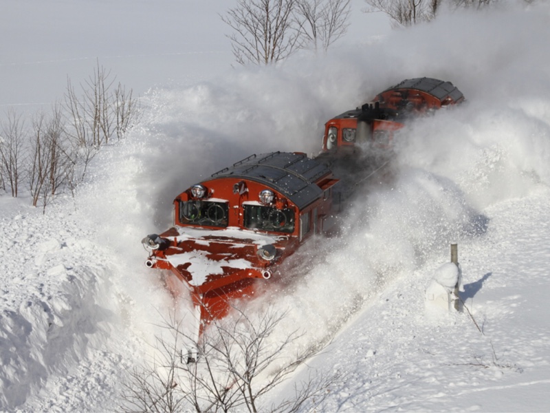 JR DE15-2500形ディーゼル機関車(JR西日本仕様・単線用ラッセル