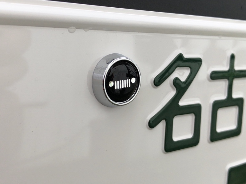 Jeep純正 ジープ ナンバーロックボルト のパーツレビュー レネゲード とんだばやし みんカラ