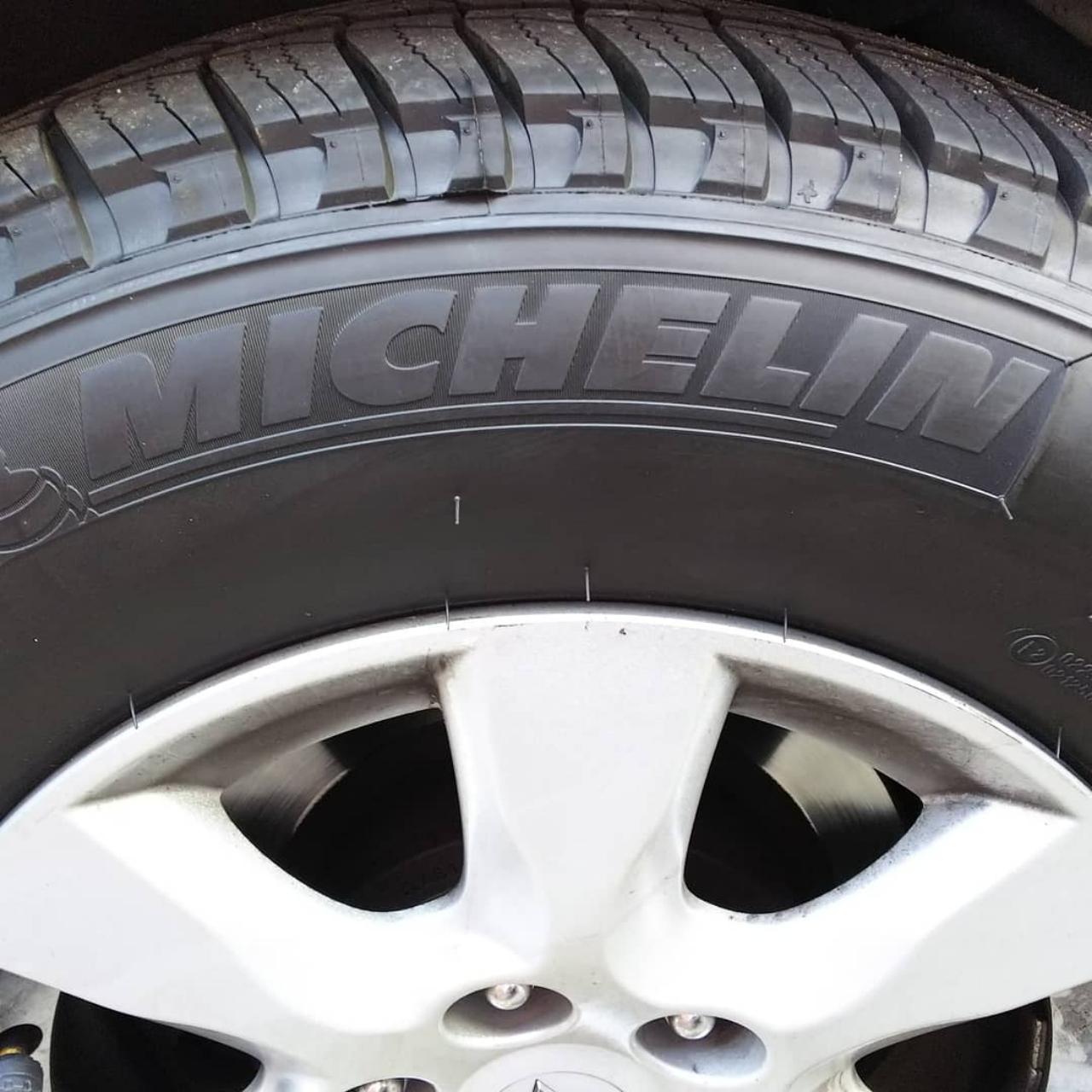 265/65R17 ミシュラン ラティチュードツアーMICHELIN 新車外し