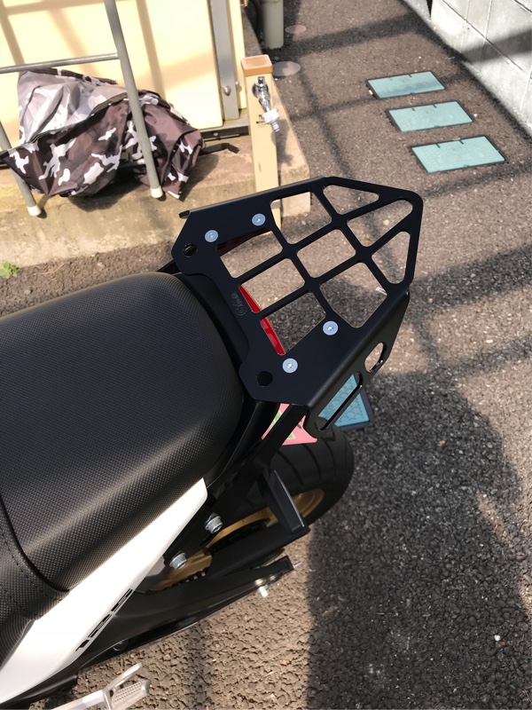 Gクラフト 後期型grom用アルミビレットリアキャリア のパーツレビュー グロム125 なつぞう みんカラ