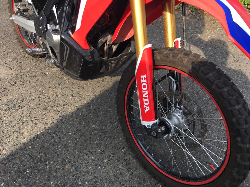 ファクトリーfx インナーフォークガードデカール のパーツレビュー Crf250rally Kakudate みんカラ