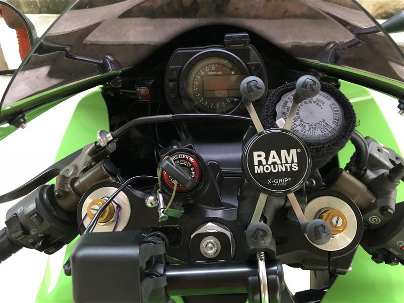 Ram Mounts Xグリップ のパーツレビュー | ZX-10R(やなわらばぁ
