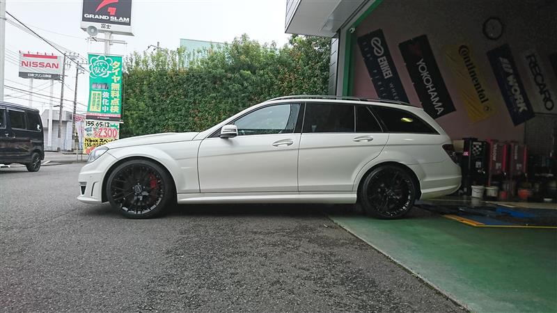 Carlsson 1/10X RSF Black Edition のパーツレビュー | Cクラス