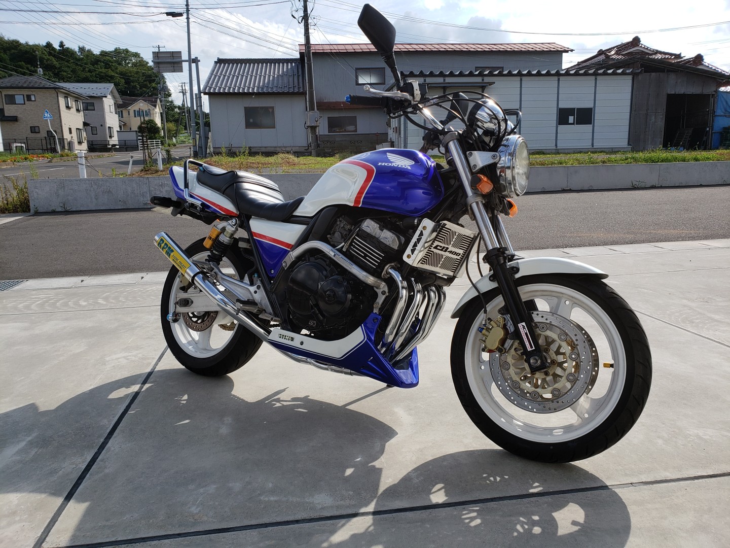 ペイントショップhiro オリジナル アンダーカウル のパーツレビュー Cb400 Super Four スーパーフォア Aroundよっちゃん みんカラ