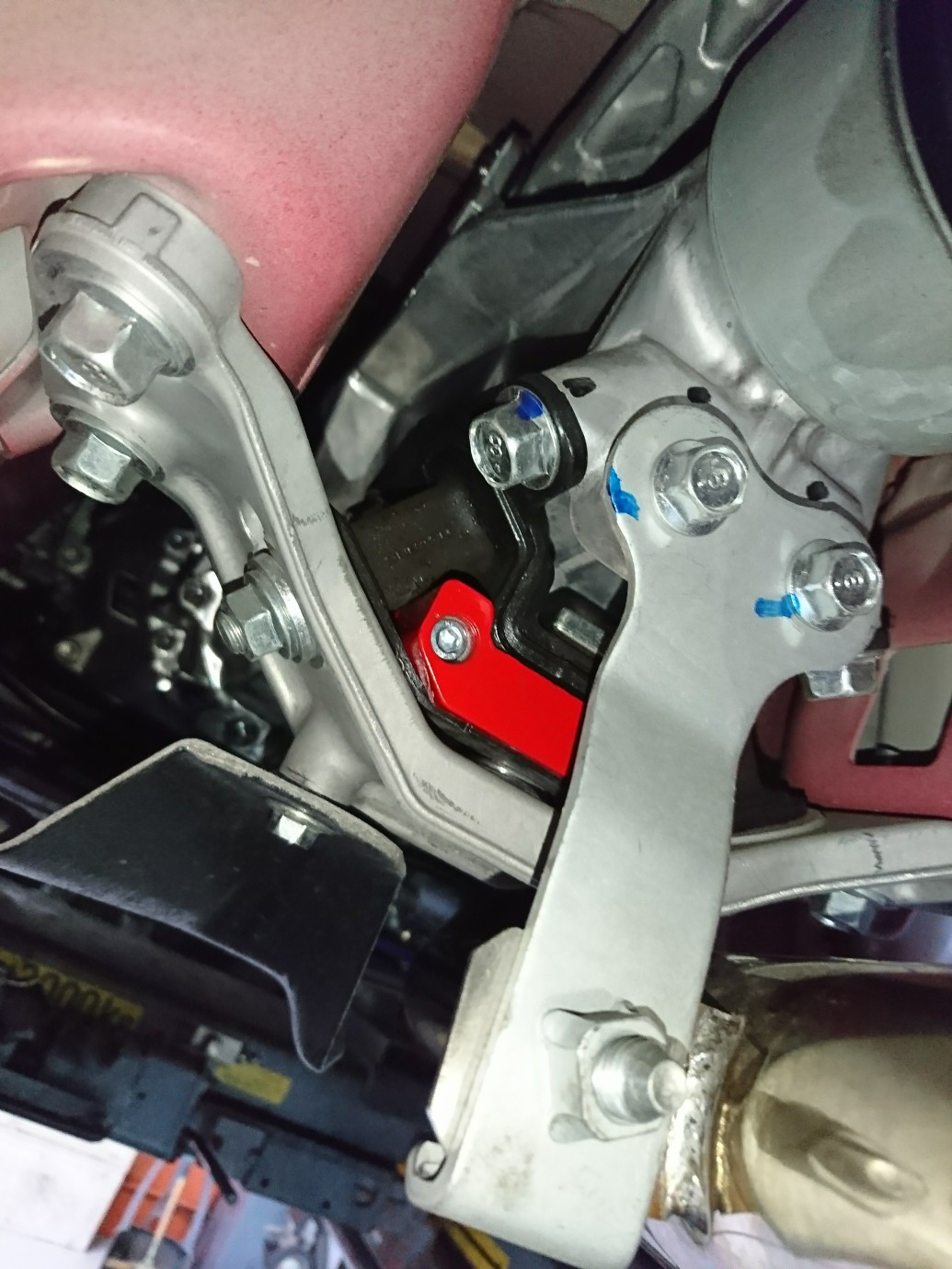 CAST-One 86/BRZ用ミッションマウントサポート(スポーツ) の