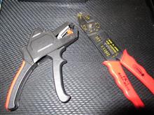 自動絶縁ストリッパー / オートマチックワイヤーストリッパー KNIPEX 自動絶縁ストリッパー / オートマチックワイヤーストリッパー KNIPEX