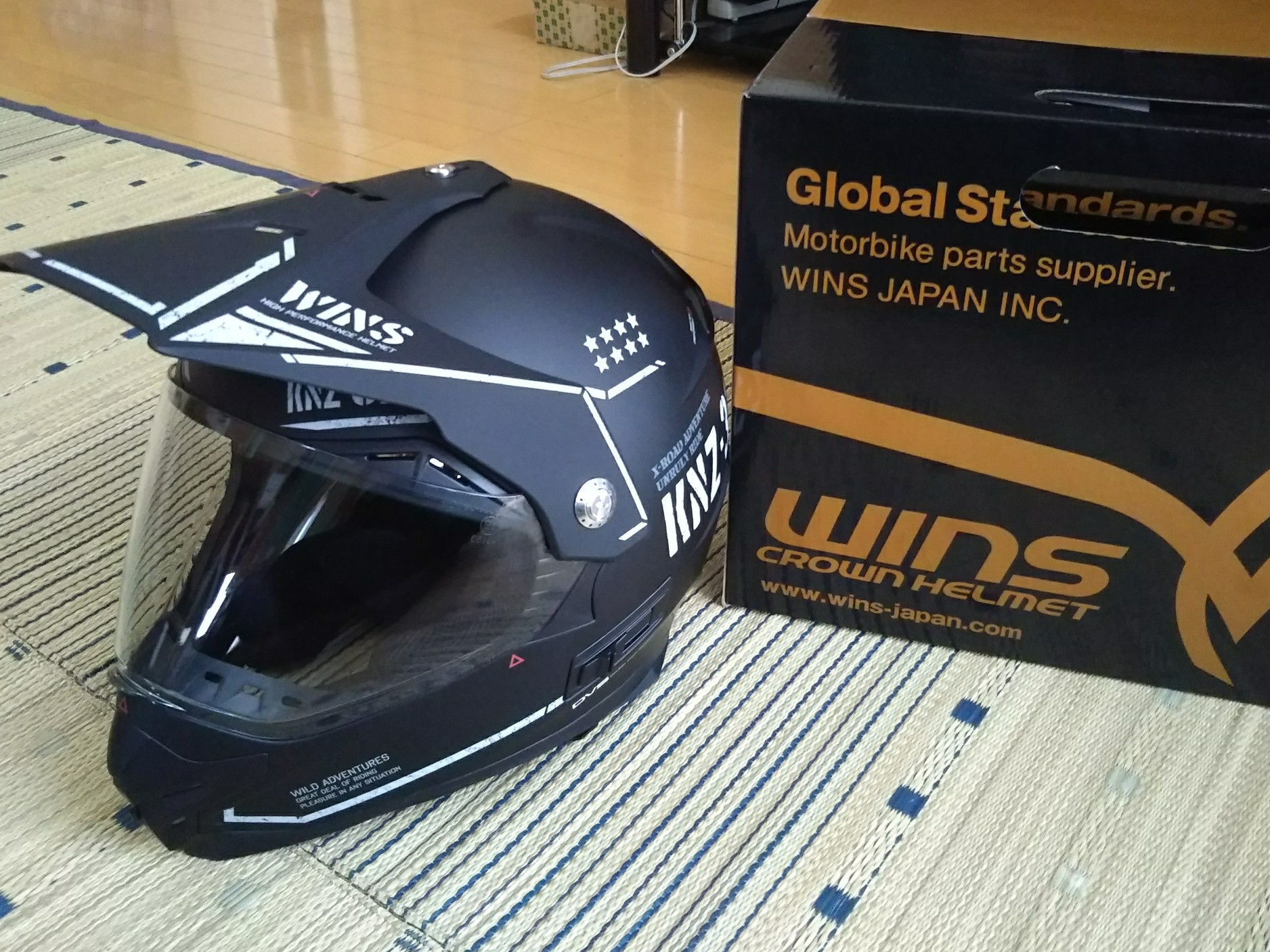 格安定番人気 WINS WINS:ウインズ X-ROAD COMBAT グラフィック