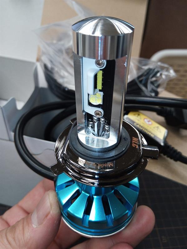 日本ライティング Nihon Lighting Ledヘッドライトシリーズ のパーツレビュー カングー 松下幸 みんカラ