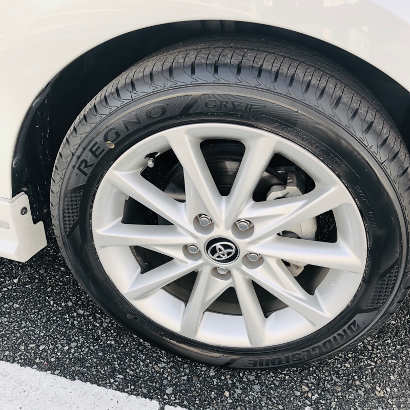 ryunoji様送料込 215/55R17 ブリヂストン レグノ GRVⅡ
