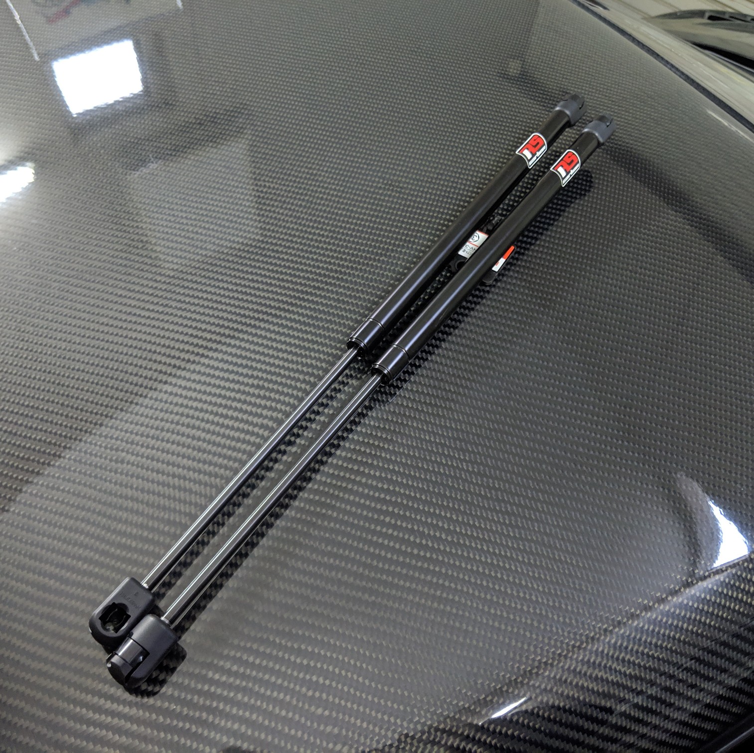 Rs Carbon ボンネットダンパー のパーツレビュー S660 Good 3 みんカラ