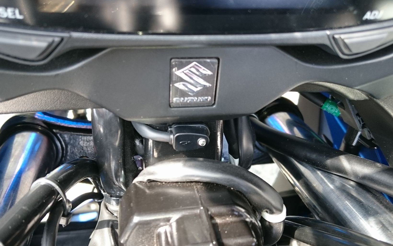 スズキ 純正 イモビアラーム 盗難抑止装置 のパーツレビュー Gsx250r B4shige みんカラ