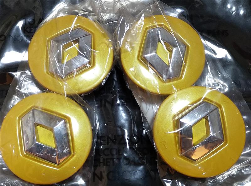 ルノー(純正) KIT HUB CAPS EXCLUSIVE RS 18 のパーツレビュー