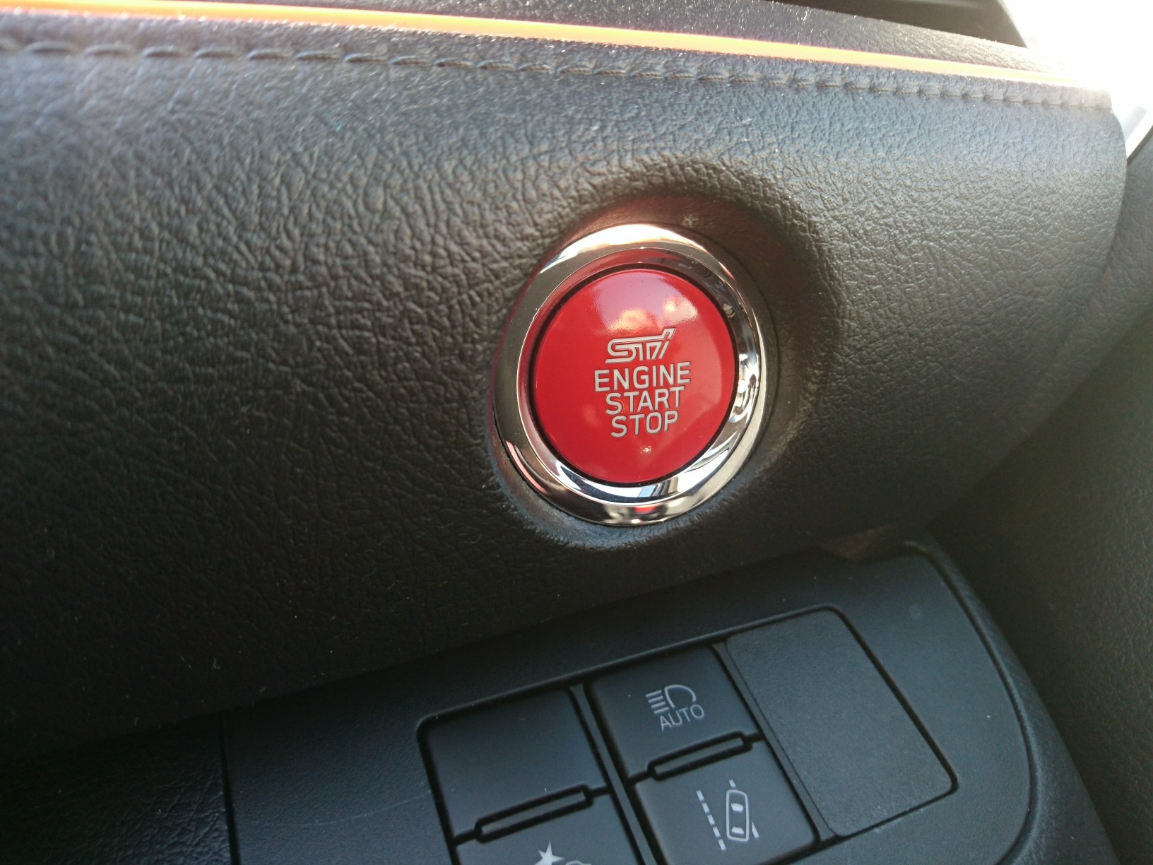 Sti プッシュエンジンスイッチ のパーツレビュー シエンタ ミクン みんカラ