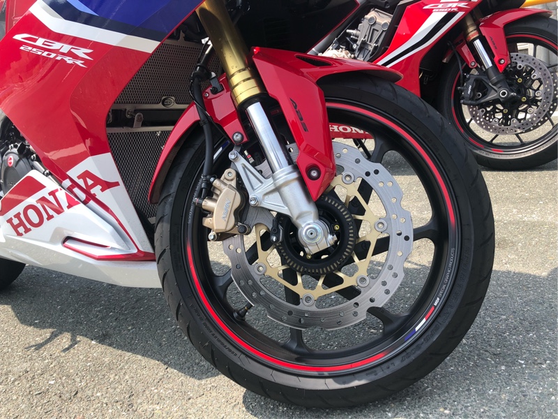 Mdf トリコロール レッド 17インチ のパーツレビュー Cbr250rr Mc51 タム3 みんカラ