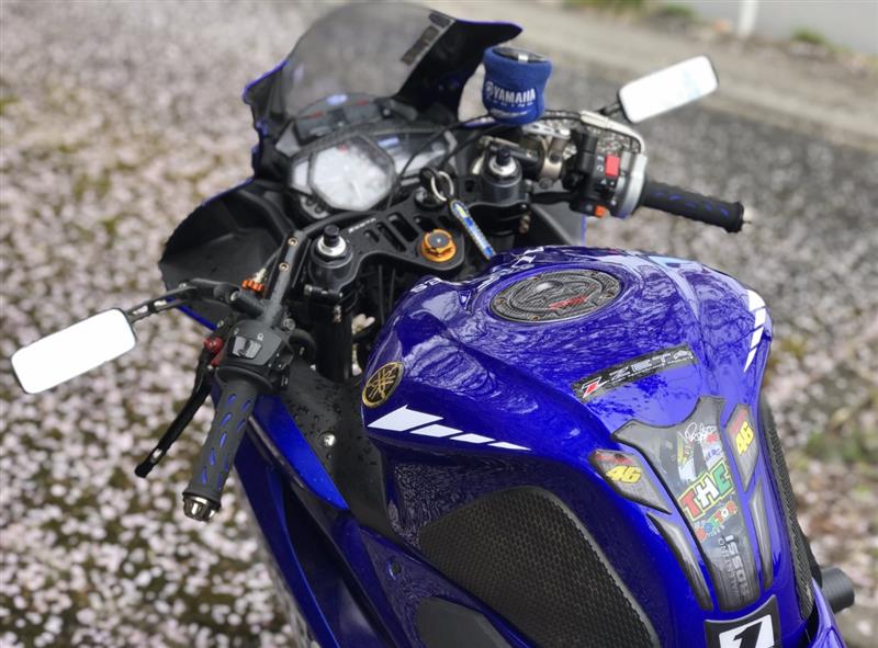 STORM タンクカバー のパーツレビュー | YZF-R3(BLUE_ccv71870