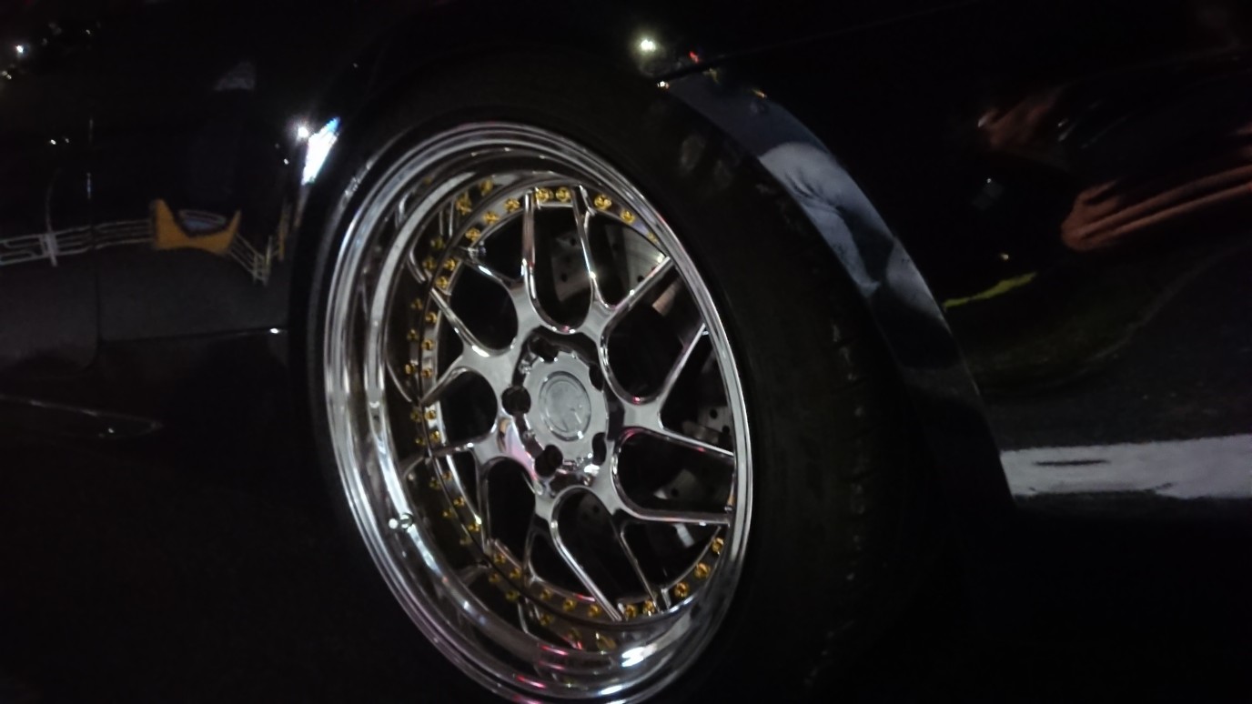（希少）海外ホイール 18インチ Aodhan DS01